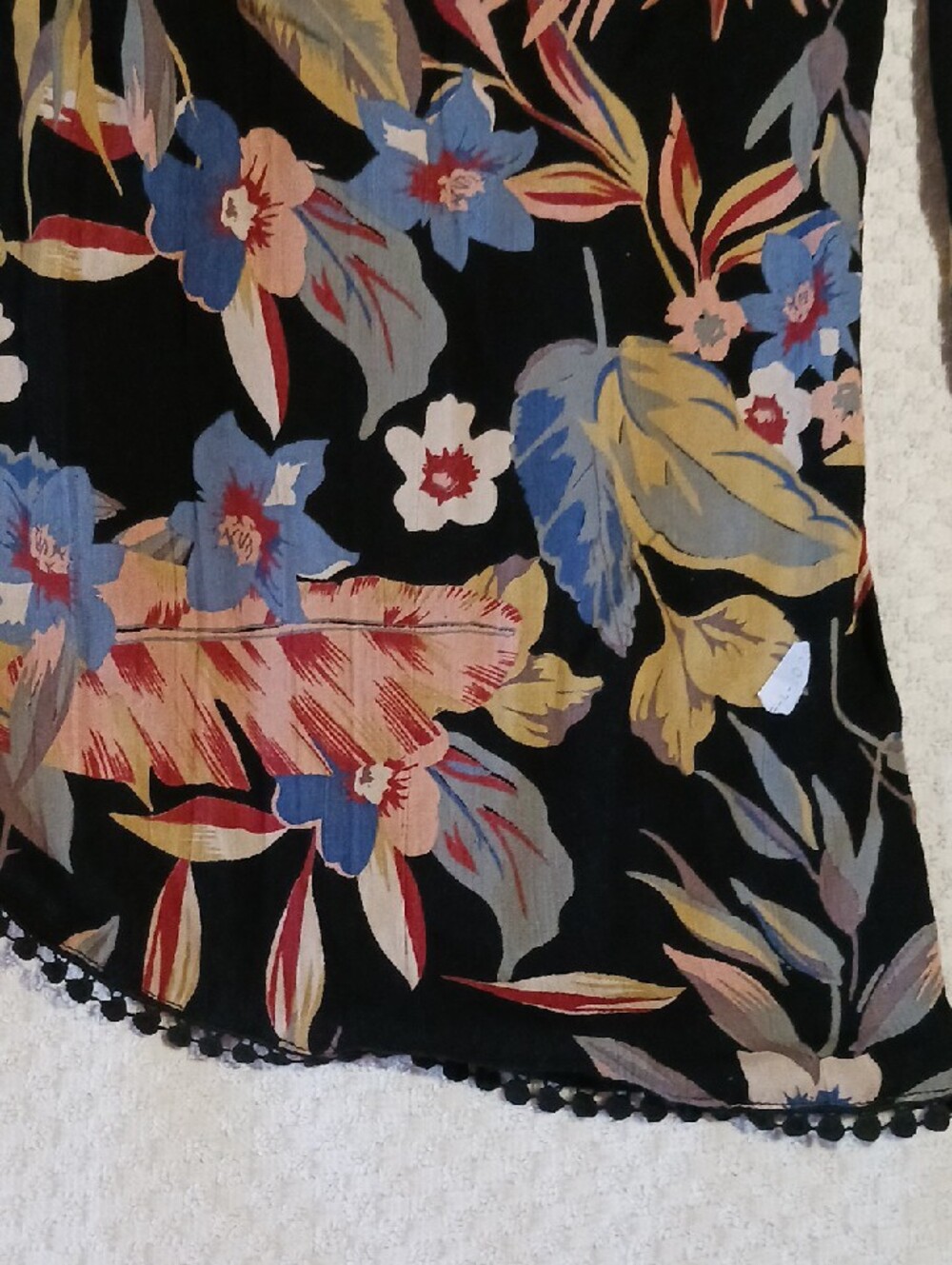 Stunning! ANGIE ⚜️Black Floral Print Smocked Top Open Wide-Leg Jumpsuit L - Picture 9 of 14